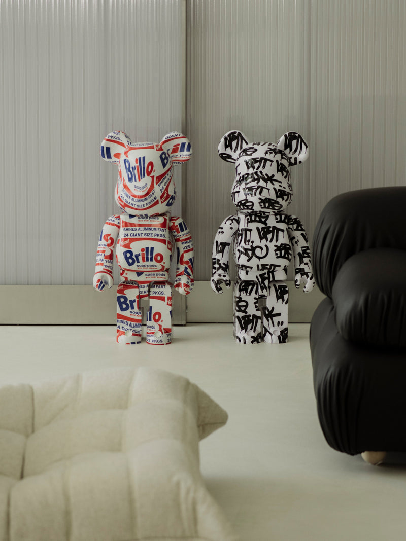 Design Details Inside Holographik Space