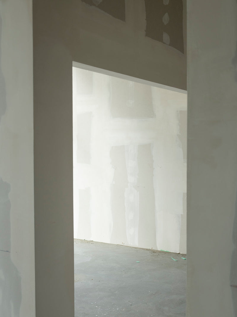 Building Holographik Space From Scratch
