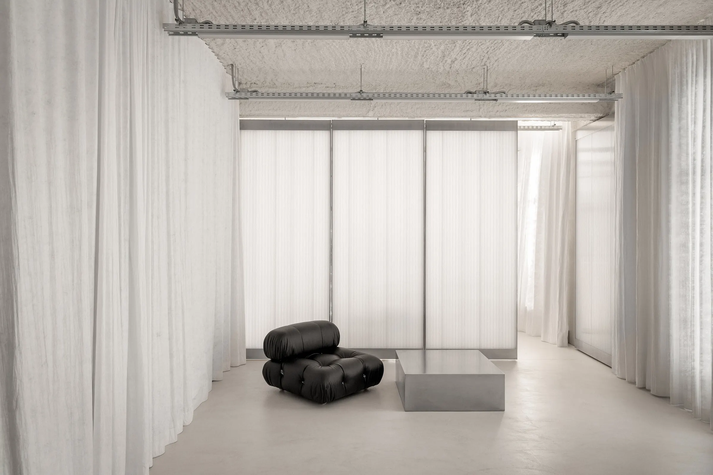 Showroom, window gallery
