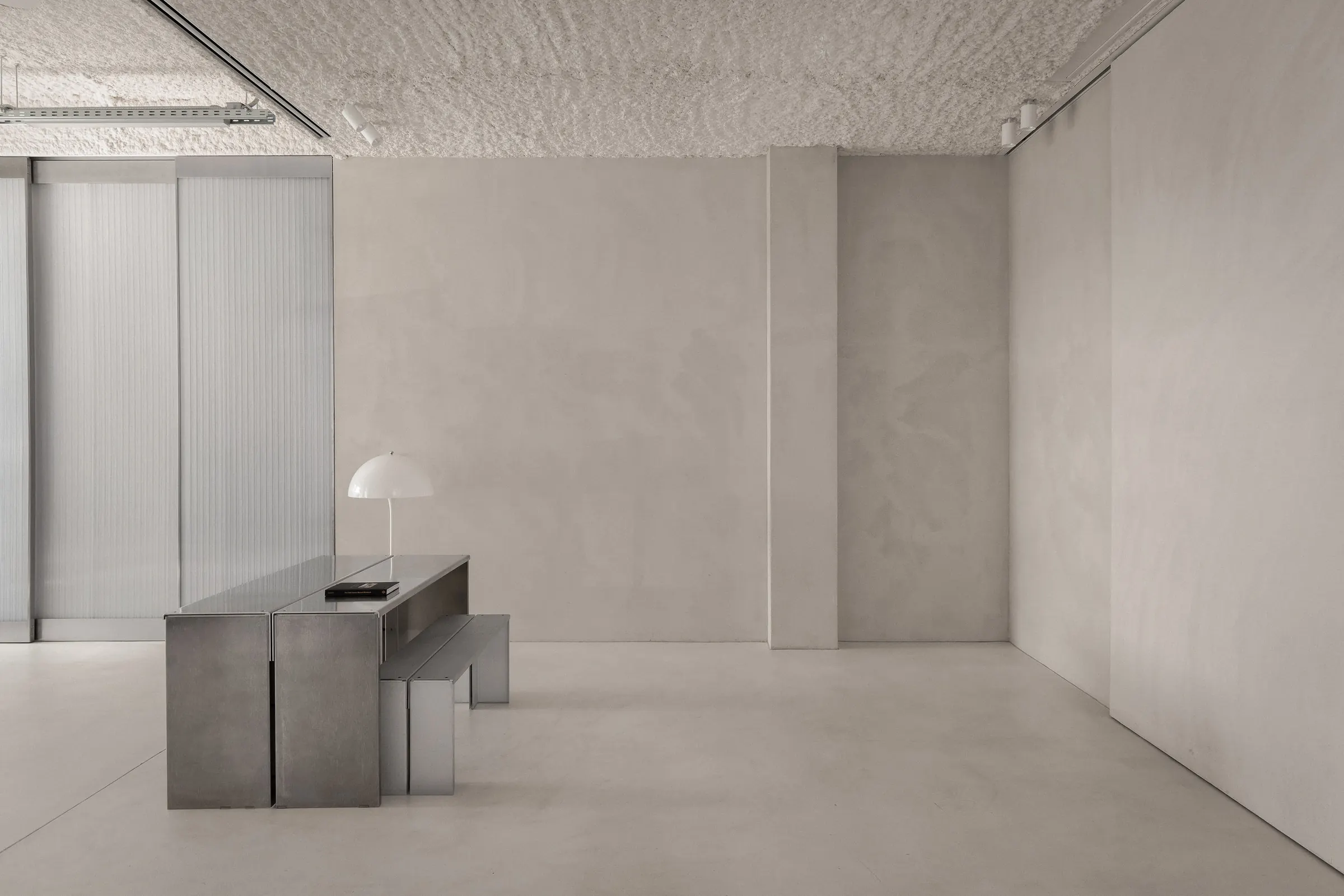 Showroom, steel table