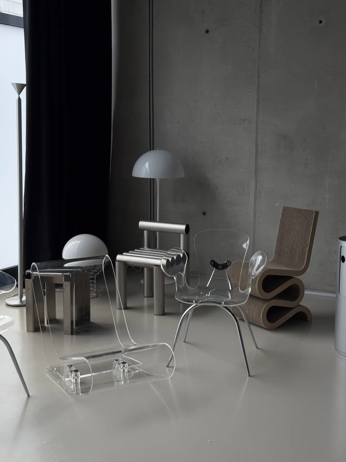 A line of chairs: Roly Poly, Wiggle and acrylic pieces in the studio